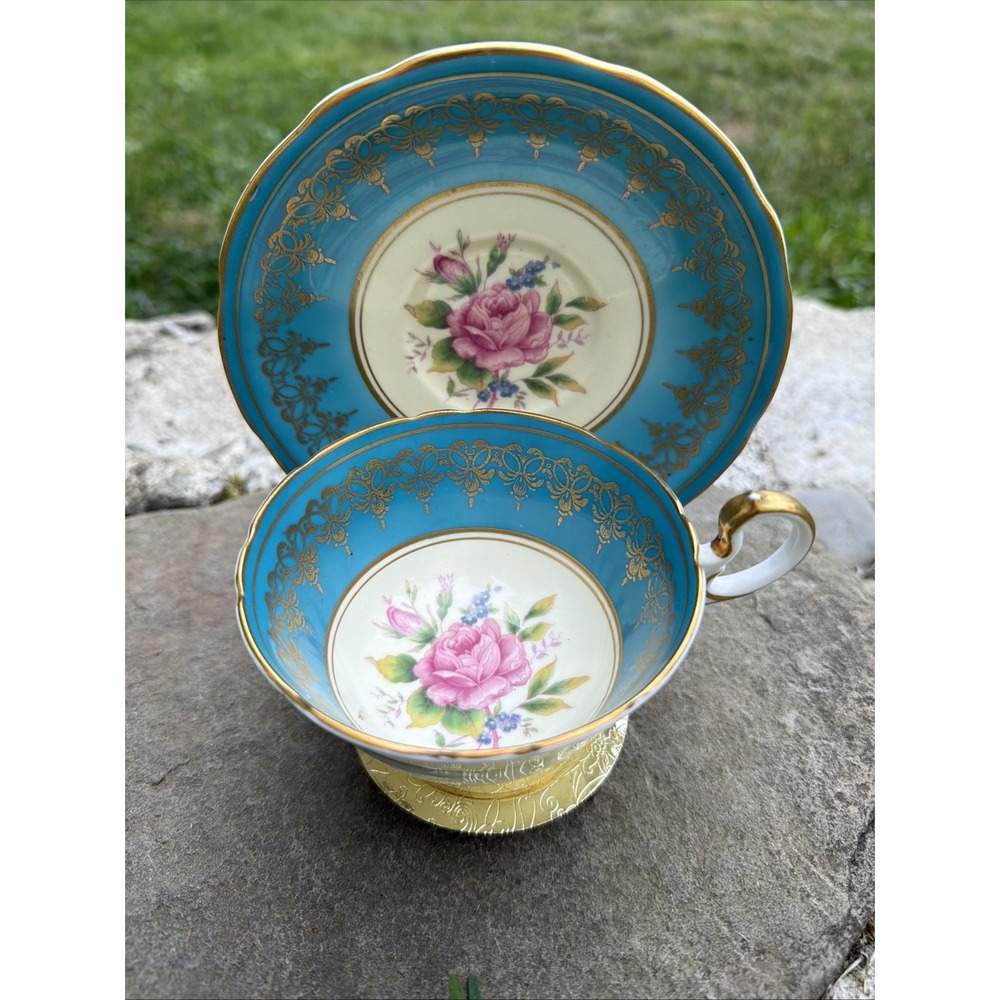 RARE AYNSLEY CABBAGE ROSE GOLD FILIGREE TURQUOISE TEA CUP & SAUCER SET